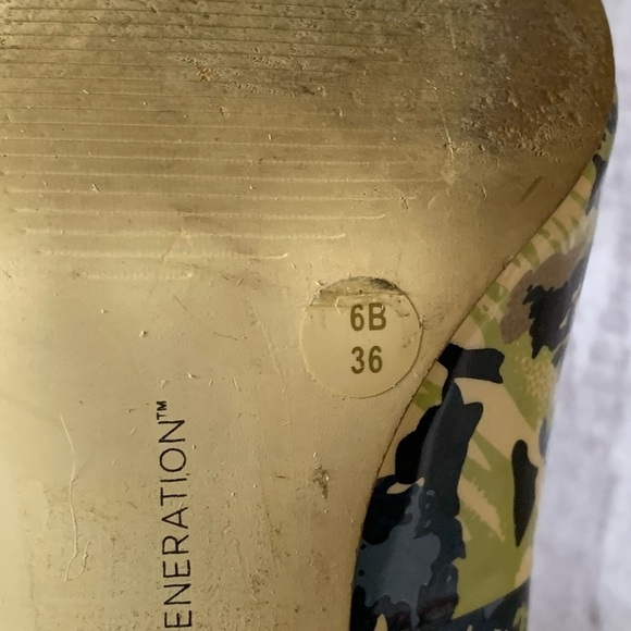 ✅2X Host Pick✅ BCBGeneration Stiletto Open Toe Pumps, Size 6B - Picture 8 of 8